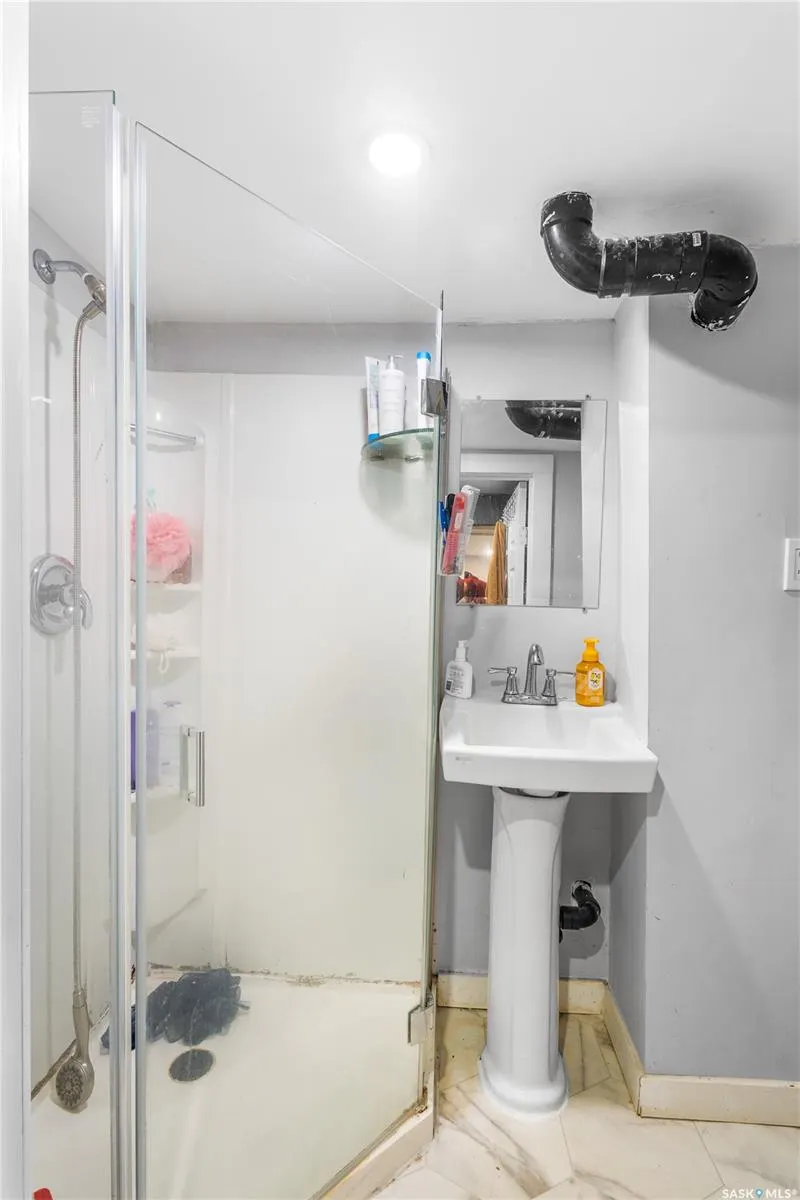 1734 13th STREET W