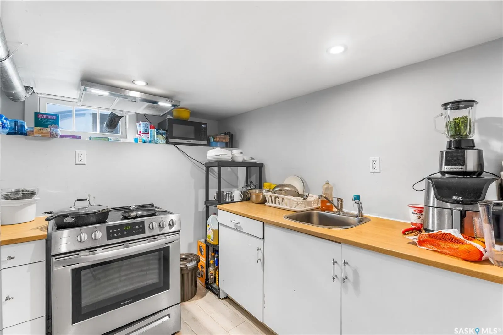 1734 13th STREET W
