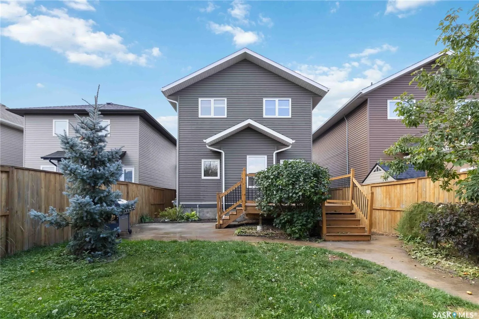 426 Veltkamp CRESCENT