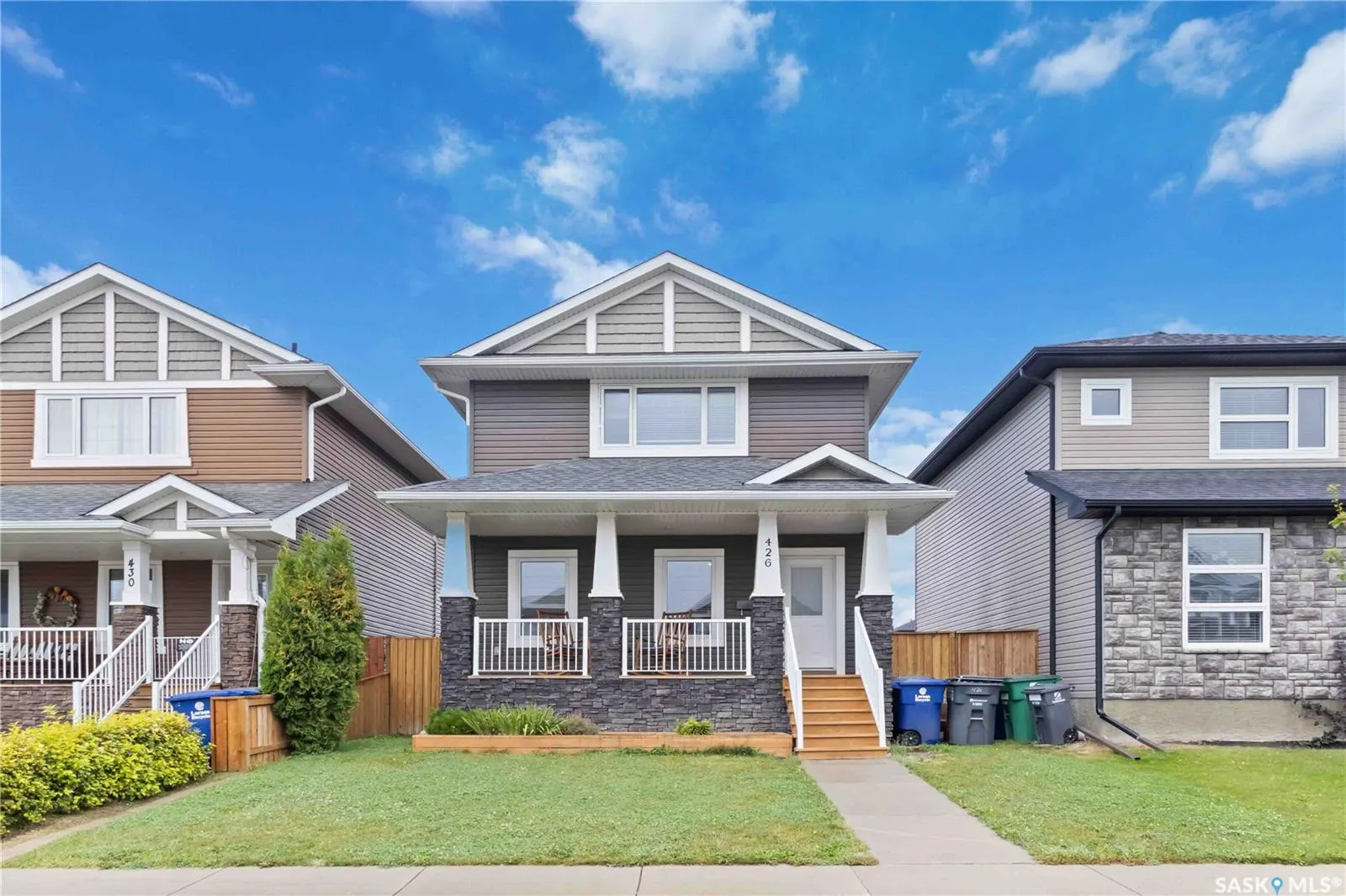 426 Veltkamp CRESCENT