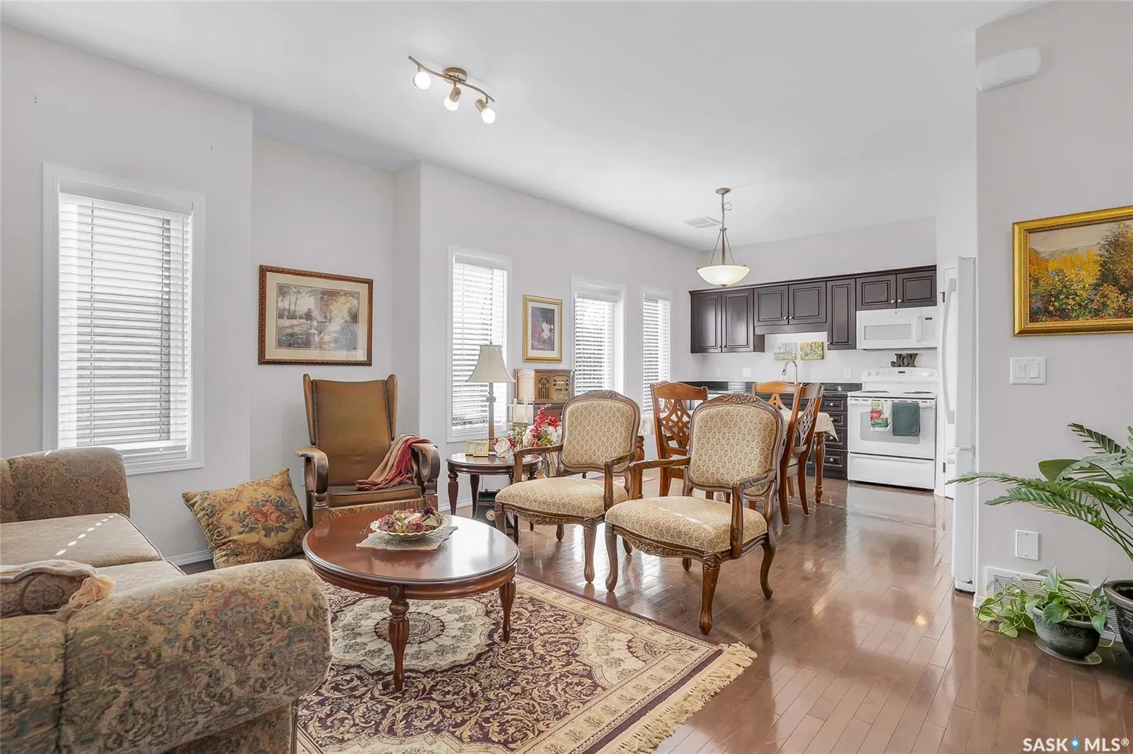 150 Langlois WAY, #738