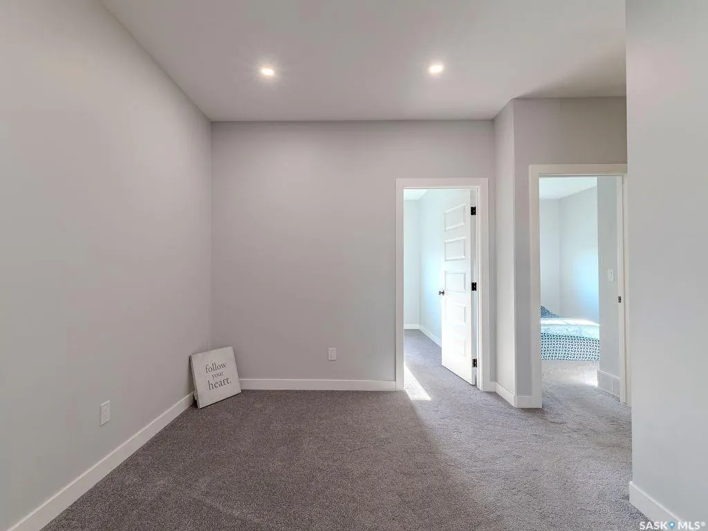 306 Brighton BOULEVARD