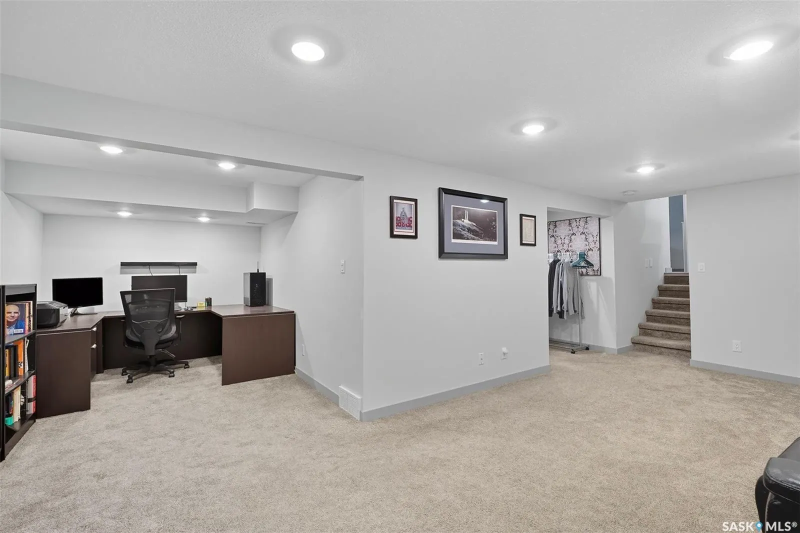 148 St Lawrence CRESCENT