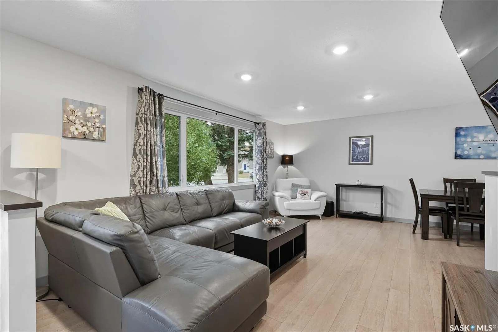 148 St Lawrence CRESCENT