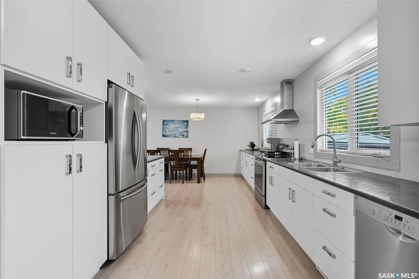 148 St Lawrence CRESCENT