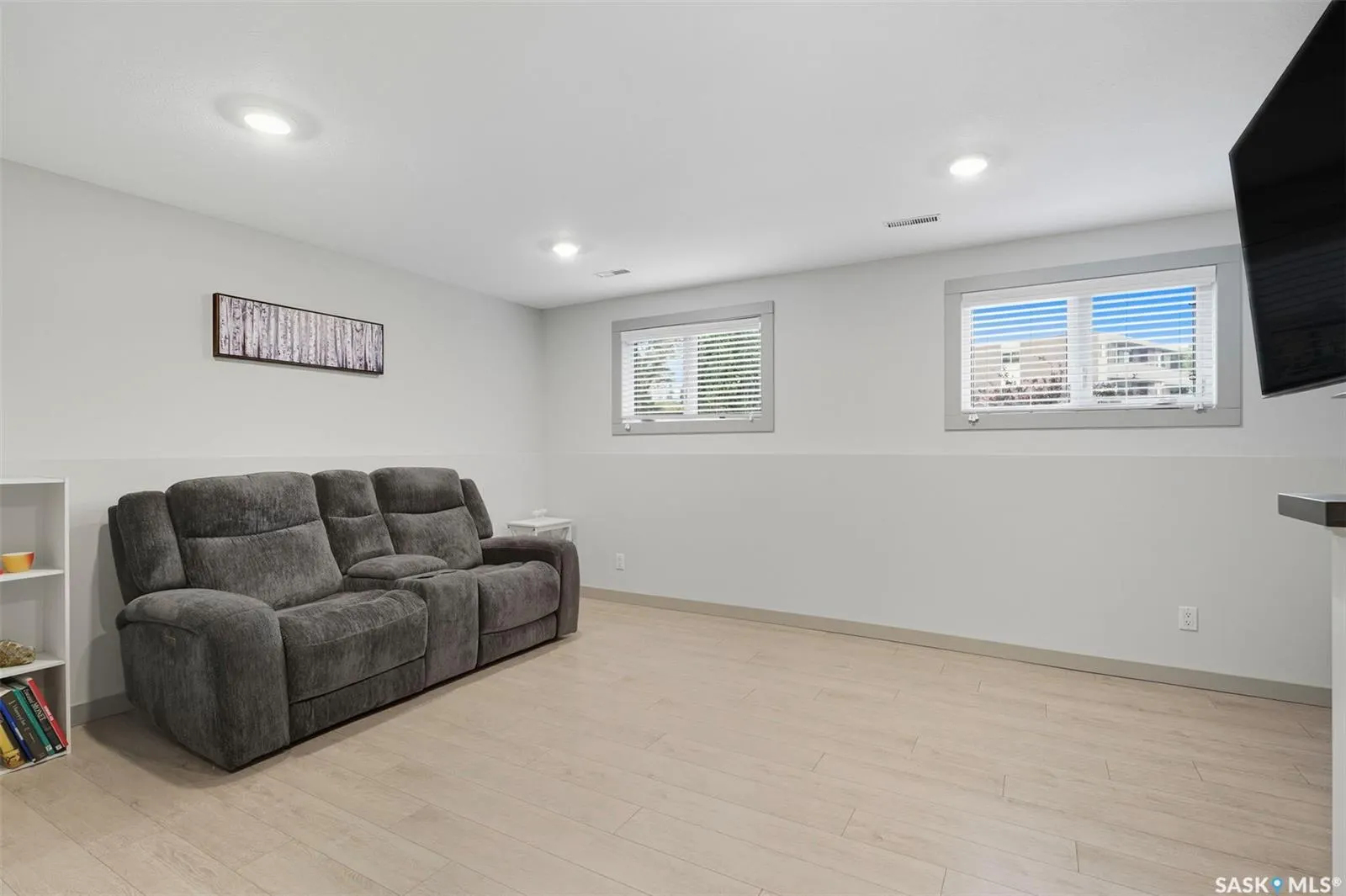 148 St Lawrence CRESCENT