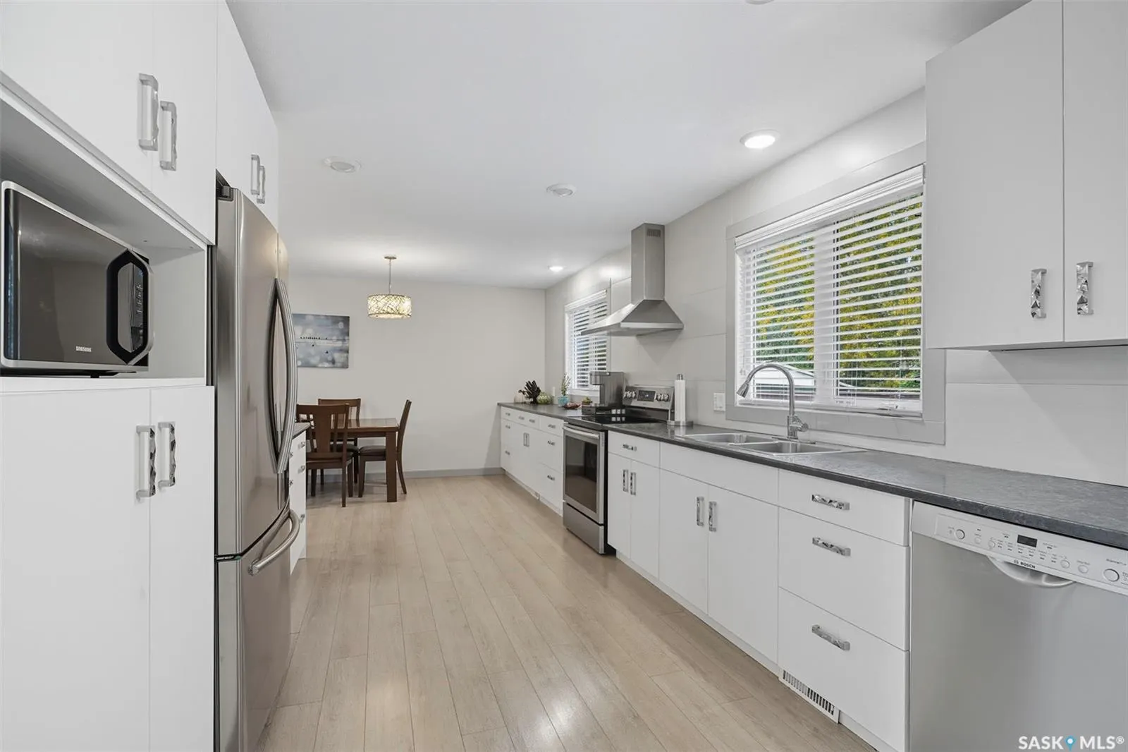 148 St Lawrence CRESCENT