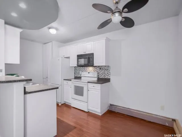 20 Assiniboine STREET, #11