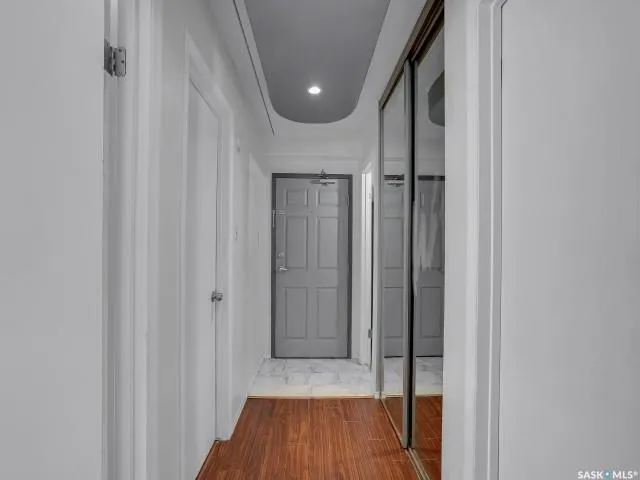 20 Assiniboine STREET, #11