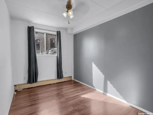 20 Assiniboine STREET, #11
