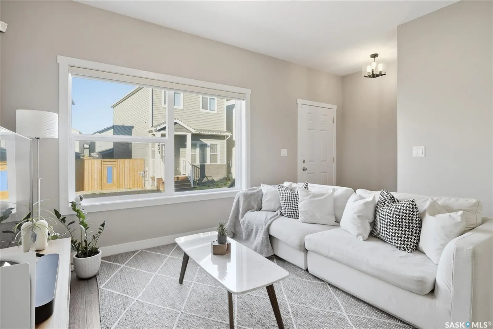 1615 Richardson ROAD, #377
