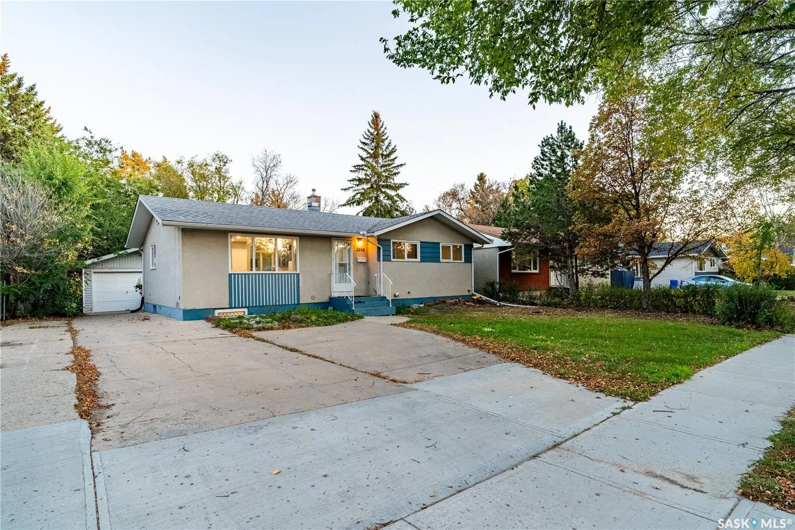 3205 Grant ROAD