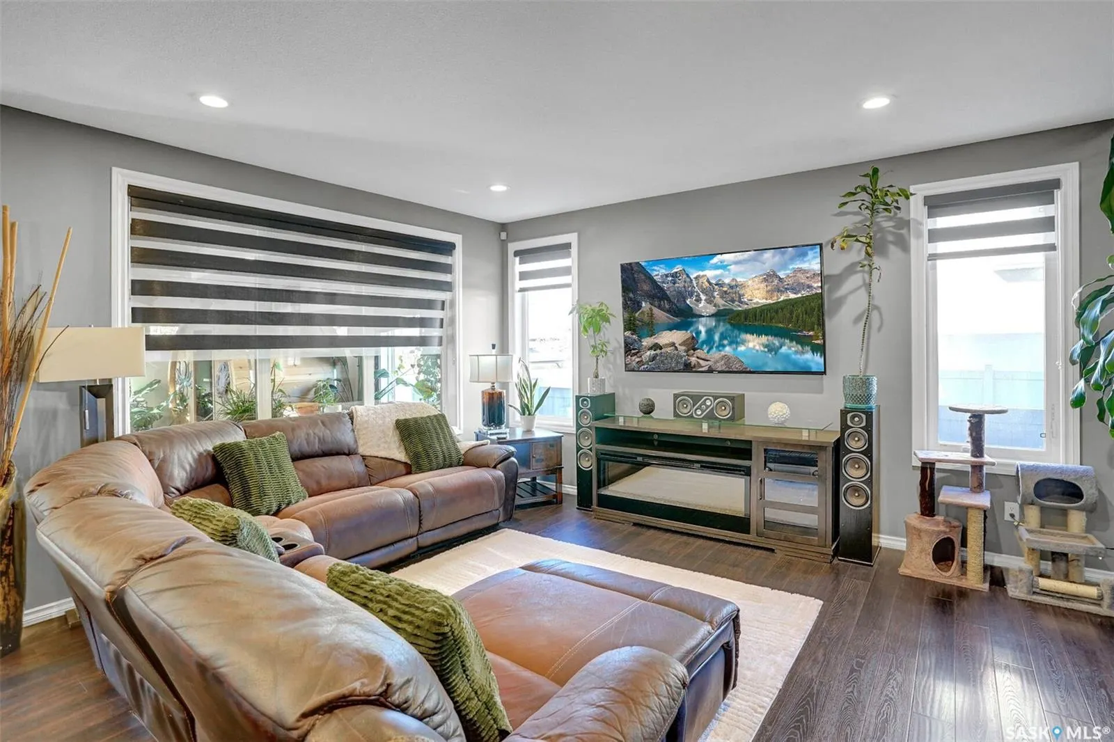 25 Hudson DRIVE