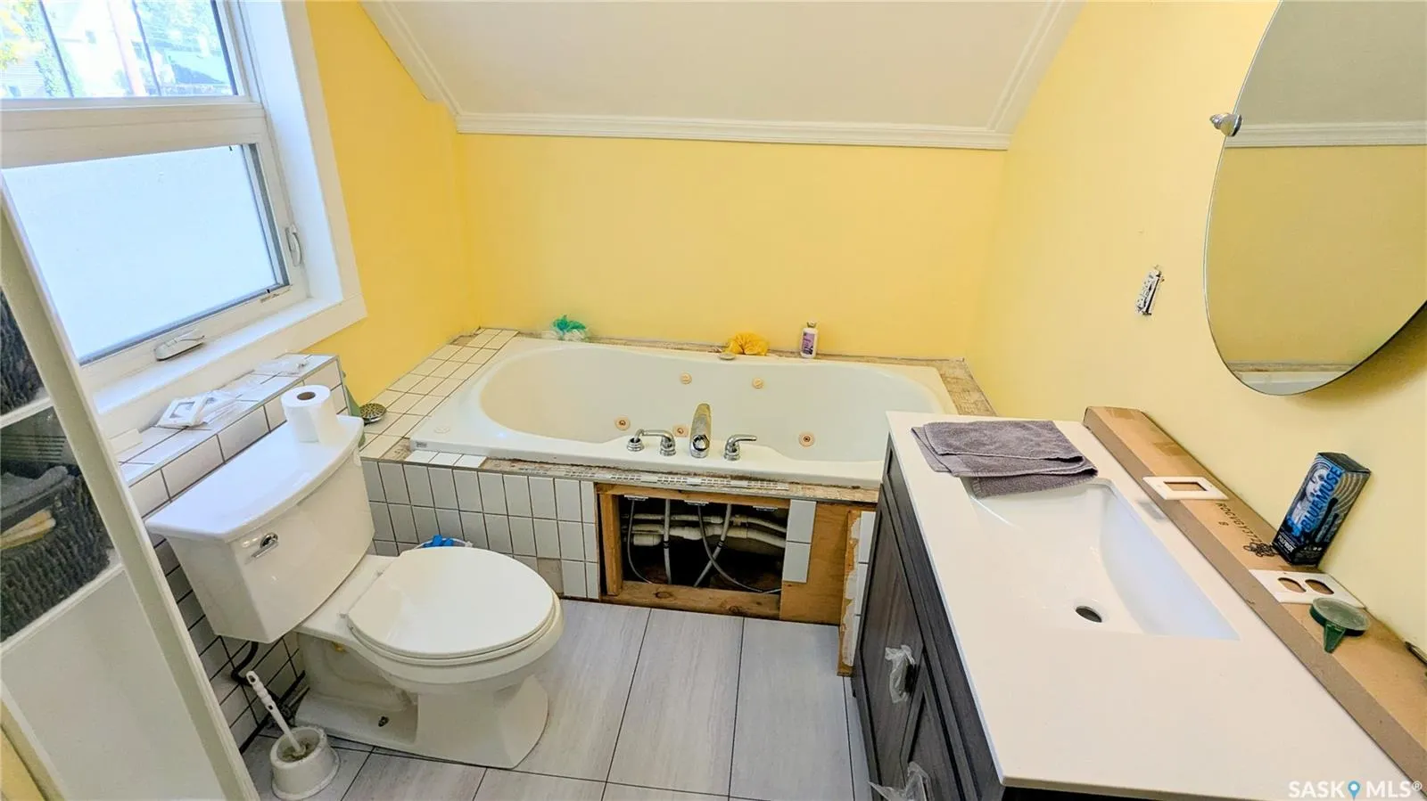 404 25th STREET W