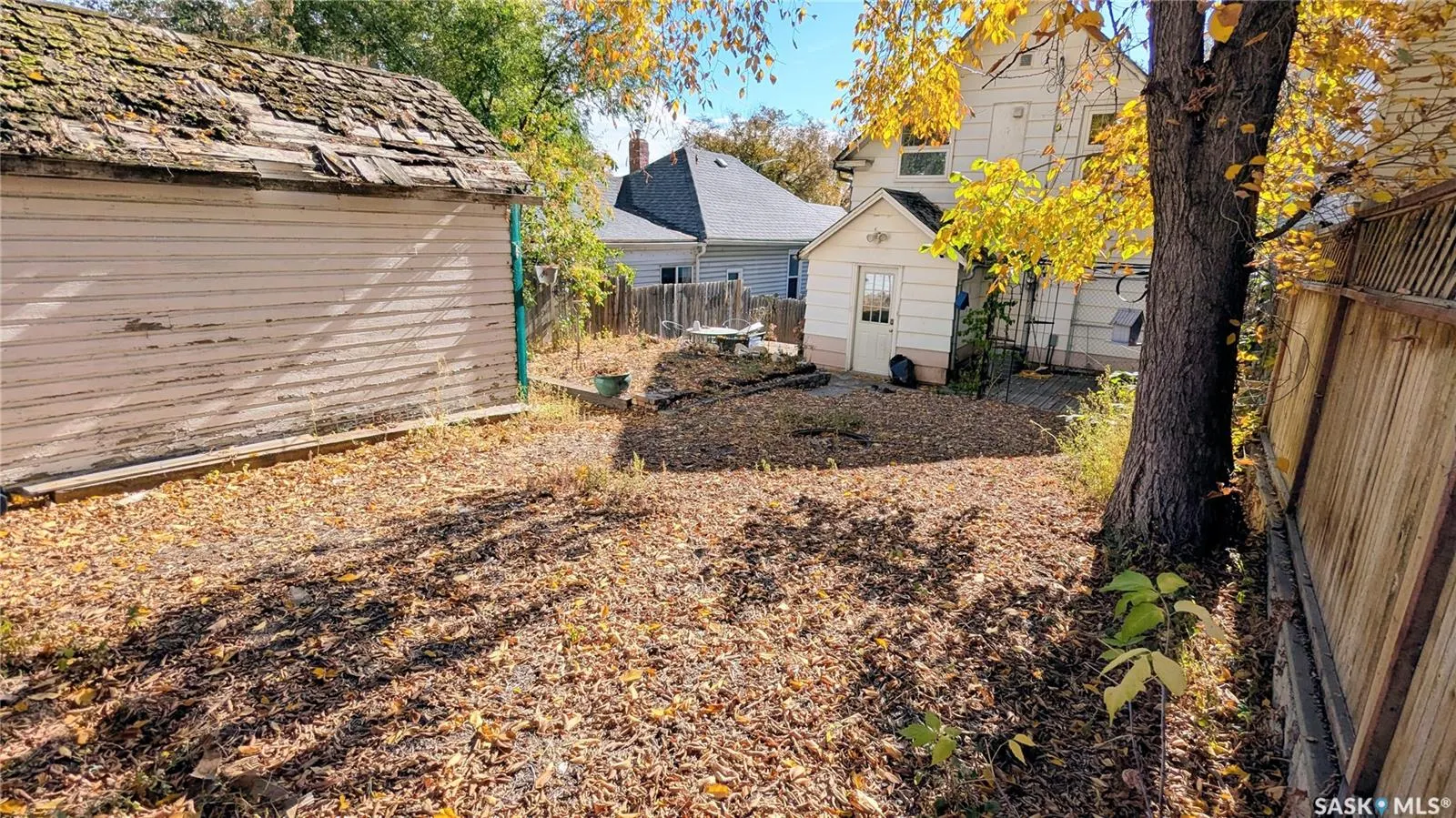 404 25th STREET W