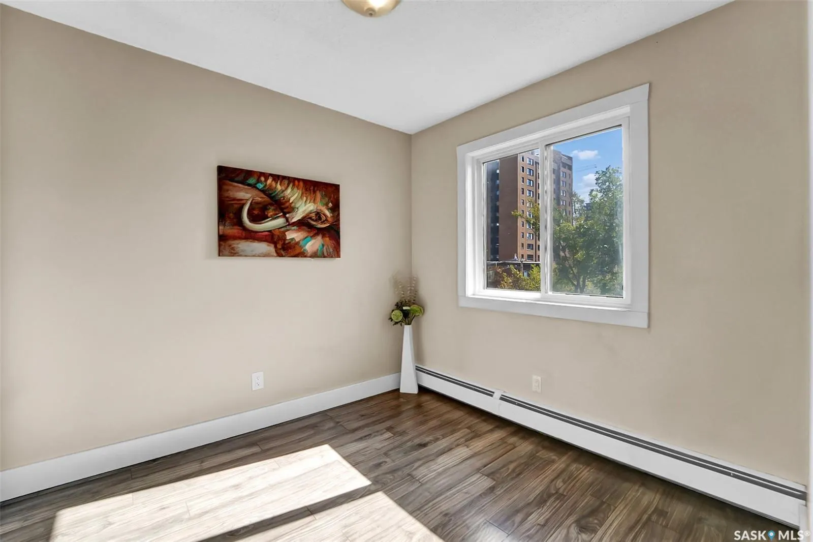 512 4TH AVENUE N, #401
