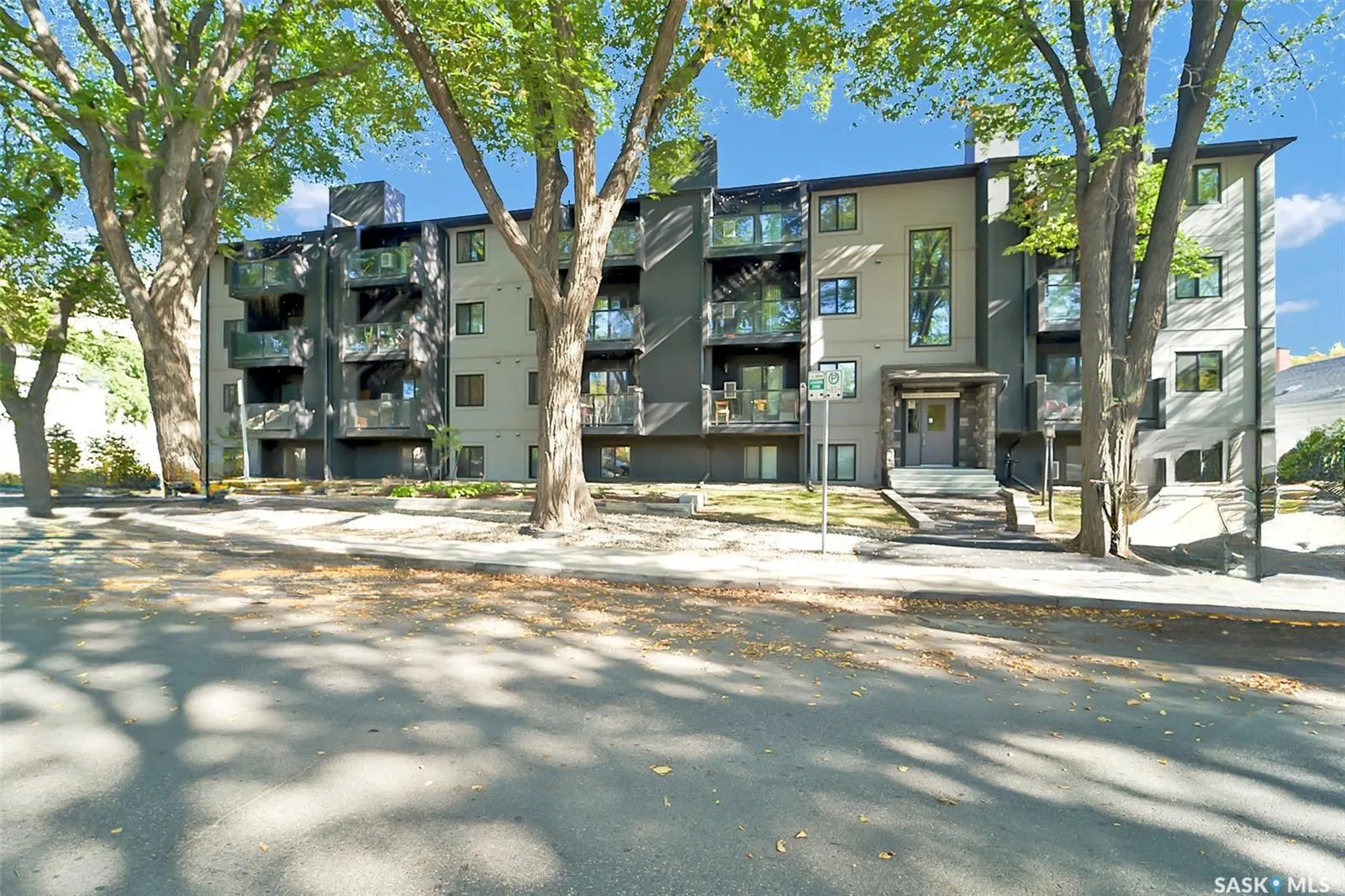 512 4TH AVENUE N, #401