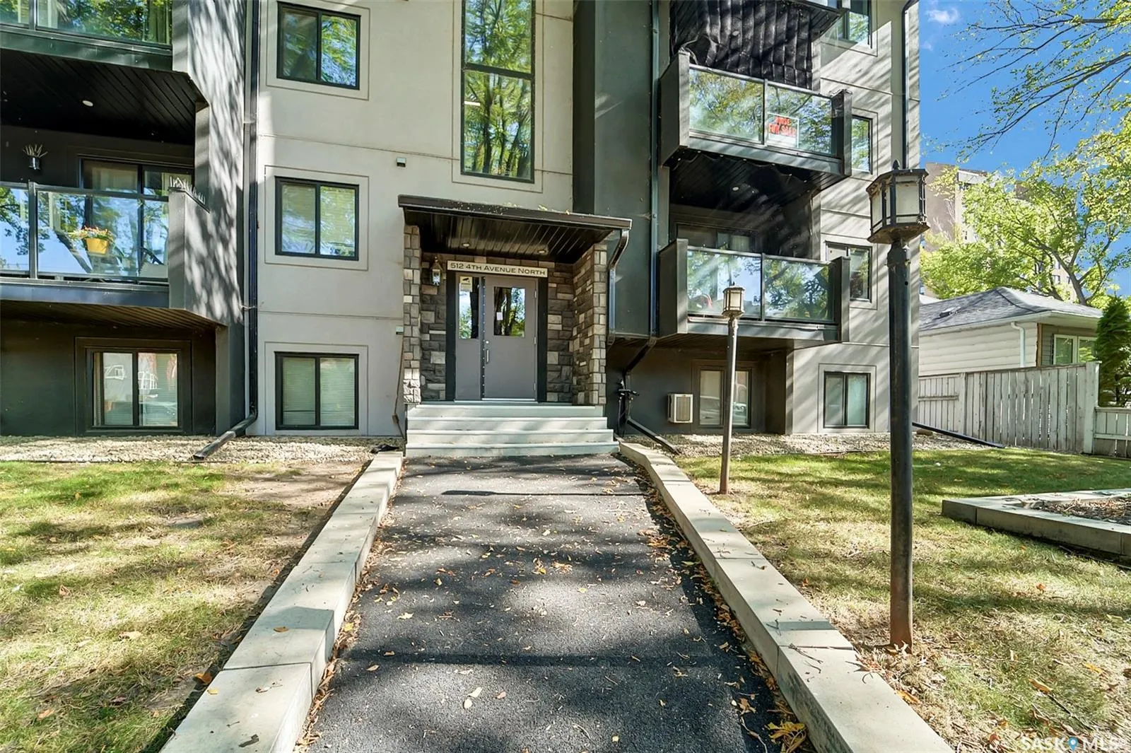 512 4TH AVENUE N, #401