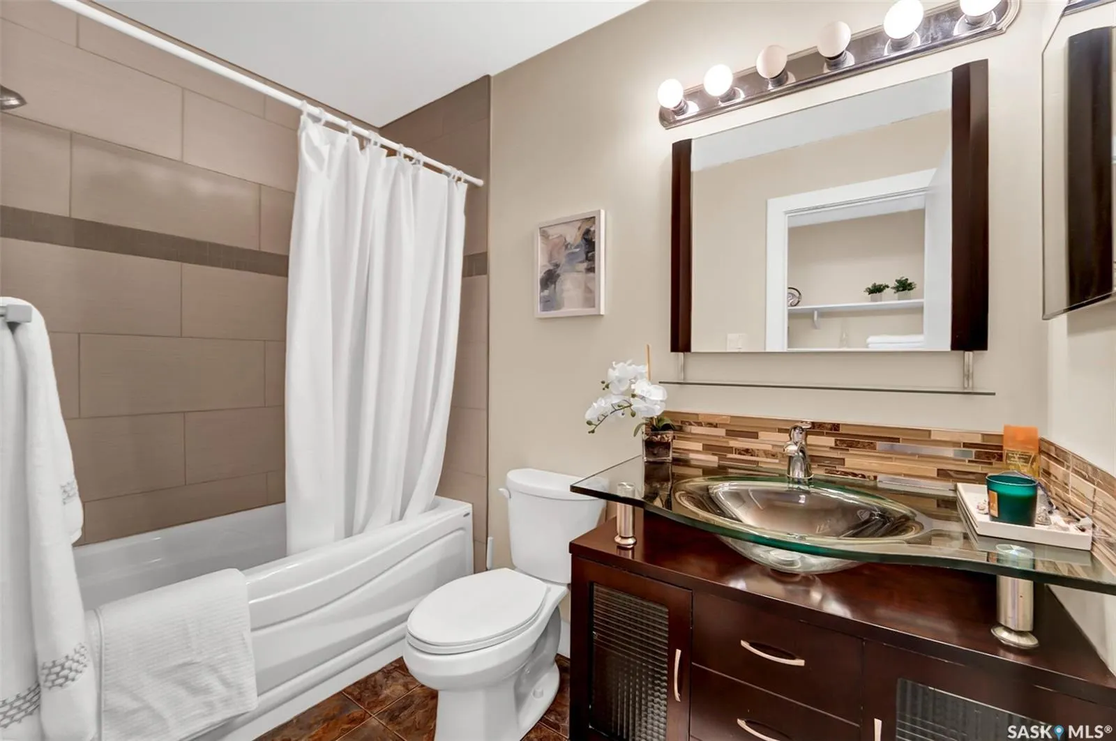 512 4TH AVENUE N, #401