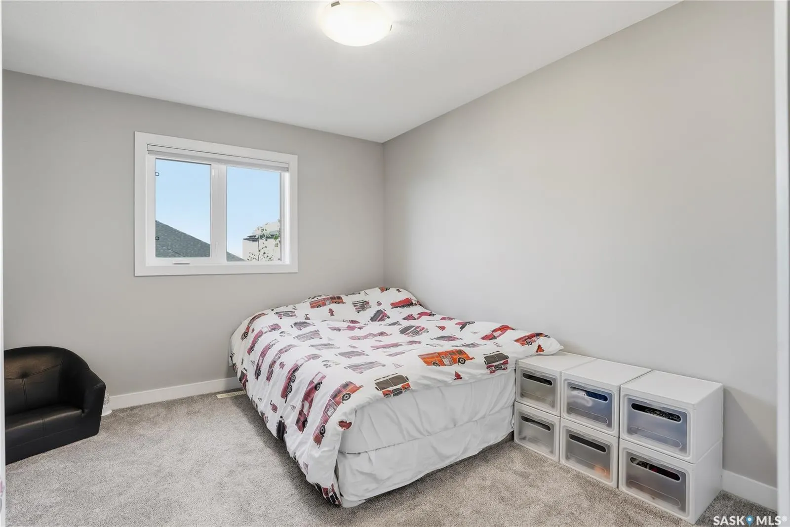 438 Flynn LANE