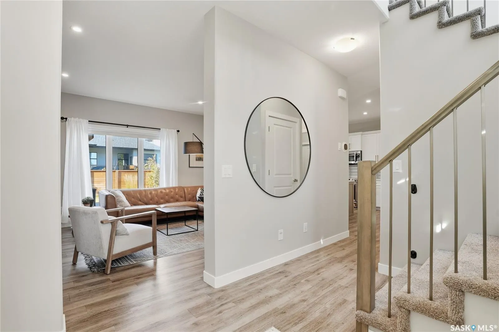 438 Flynn LANE
