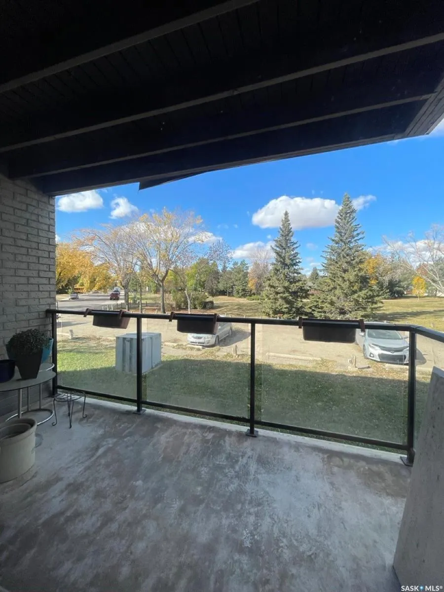 929 Northumberland AVENUE, #203