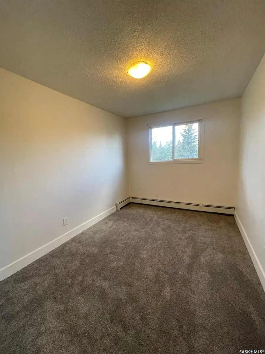929 Northumberland AVENUE, #203