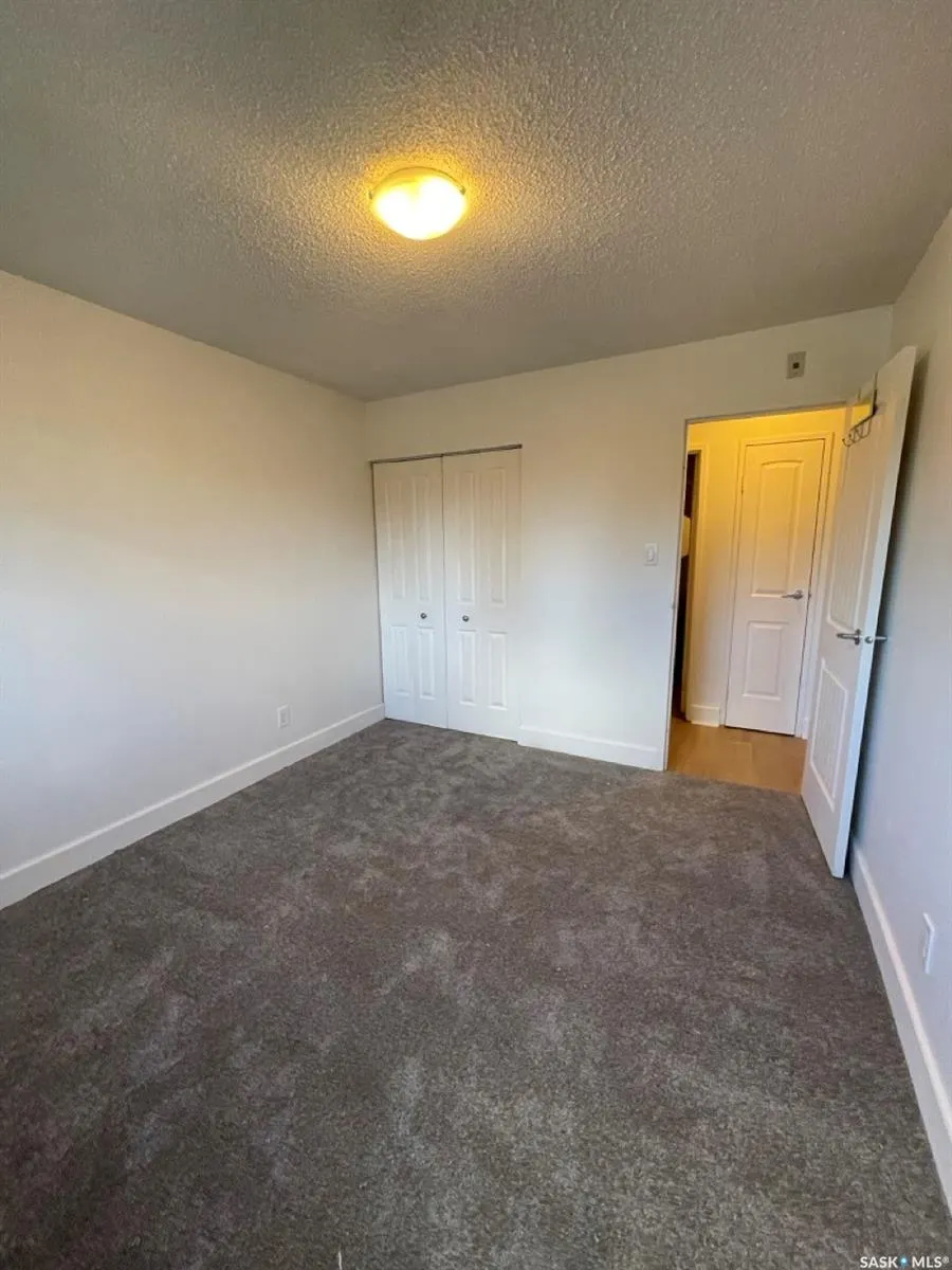 929 Northumberland AVENUE, #203