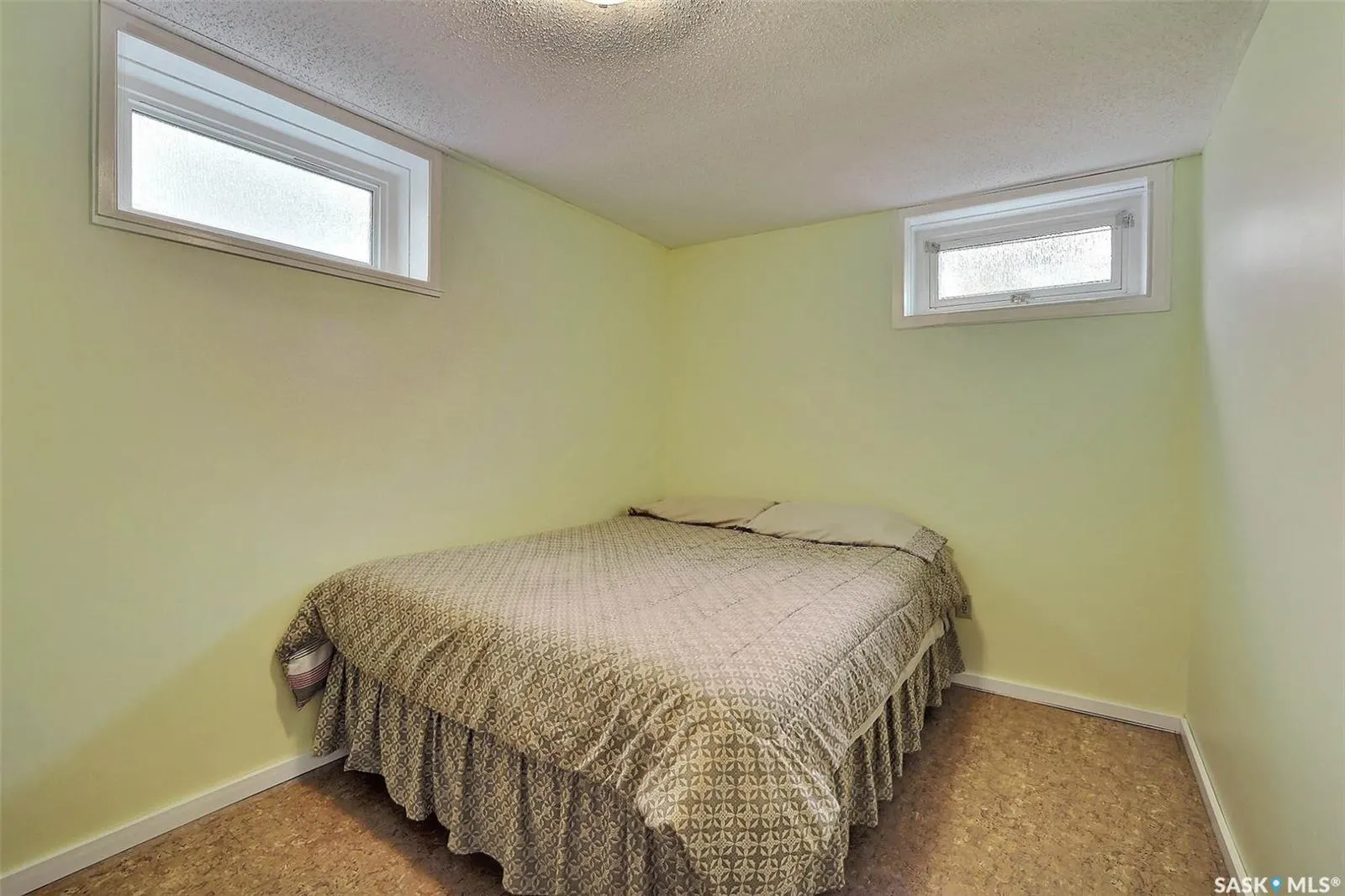 50 Selby CRESCENT