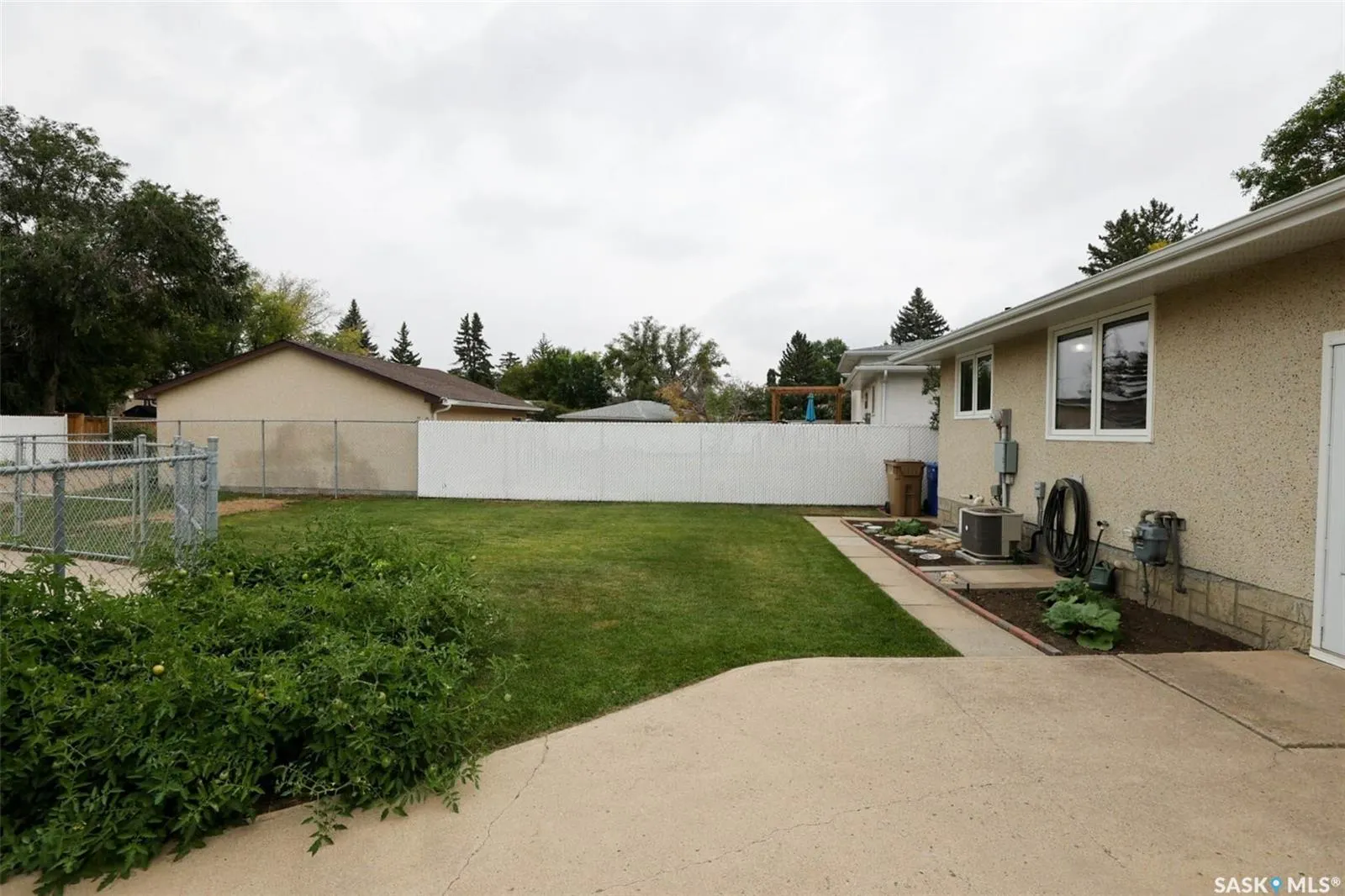 50 Selby CRESCENT