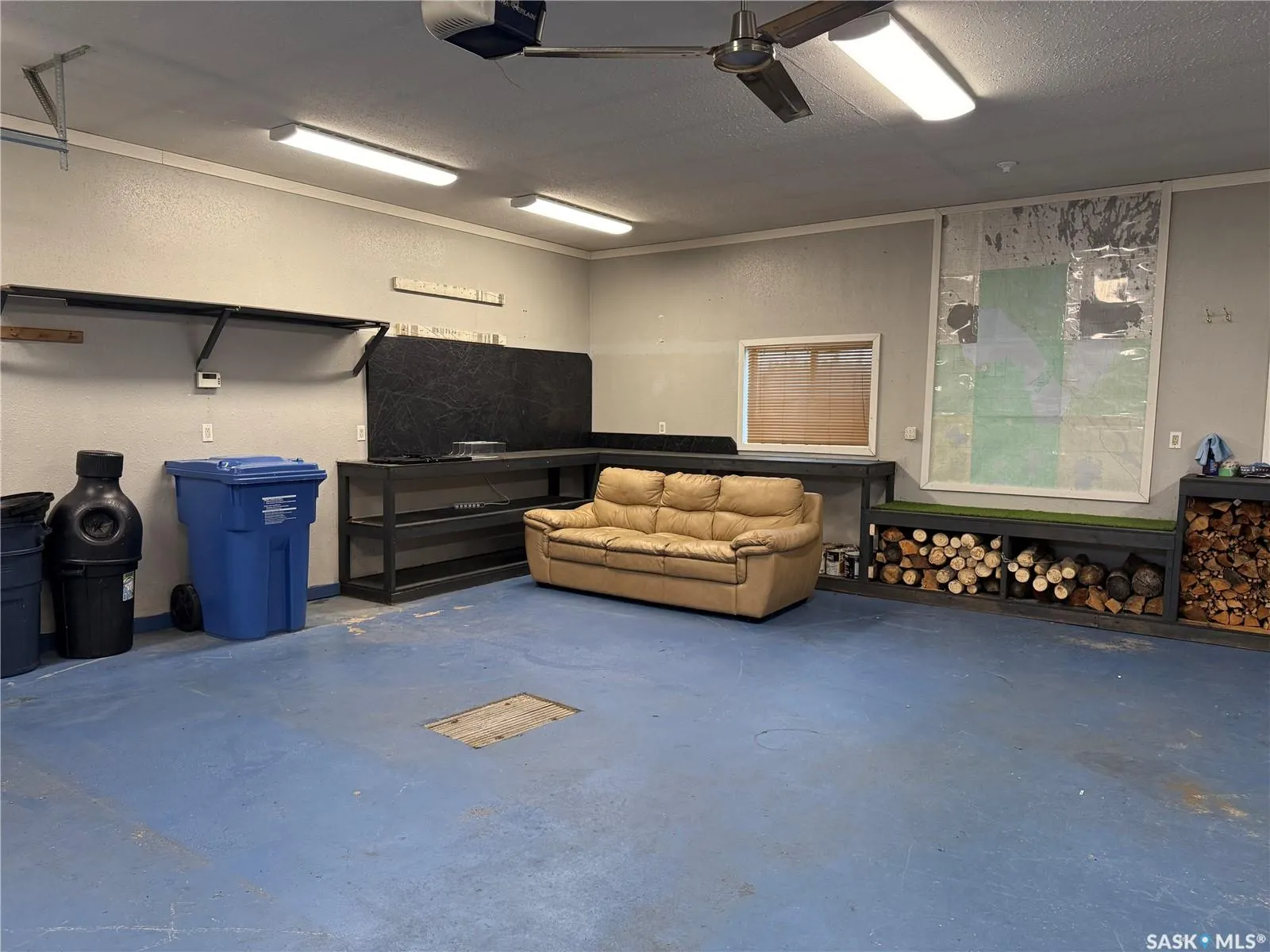 231 Kiezie Channel DRIVE
