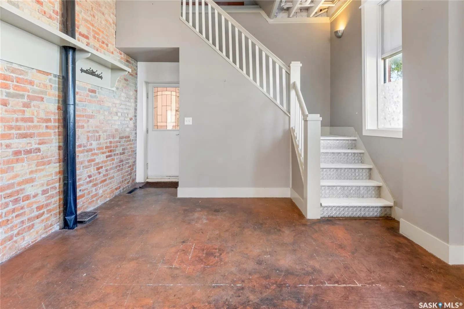 1002 9th STREET
