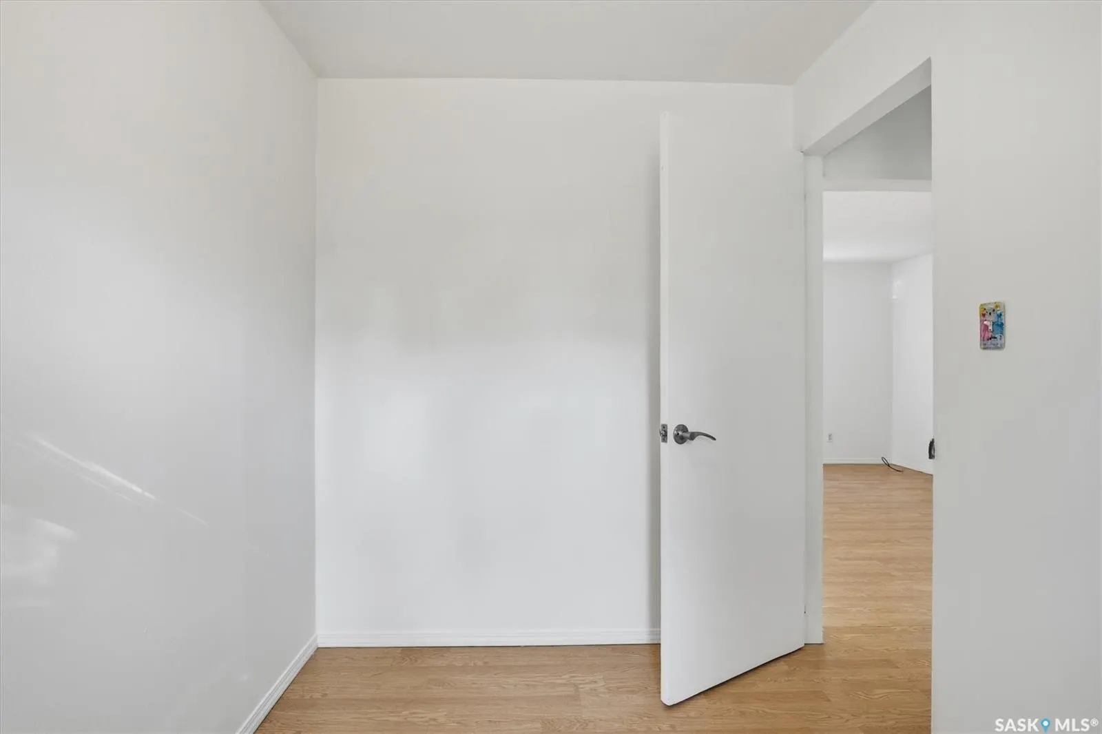 524 2nd STREET E