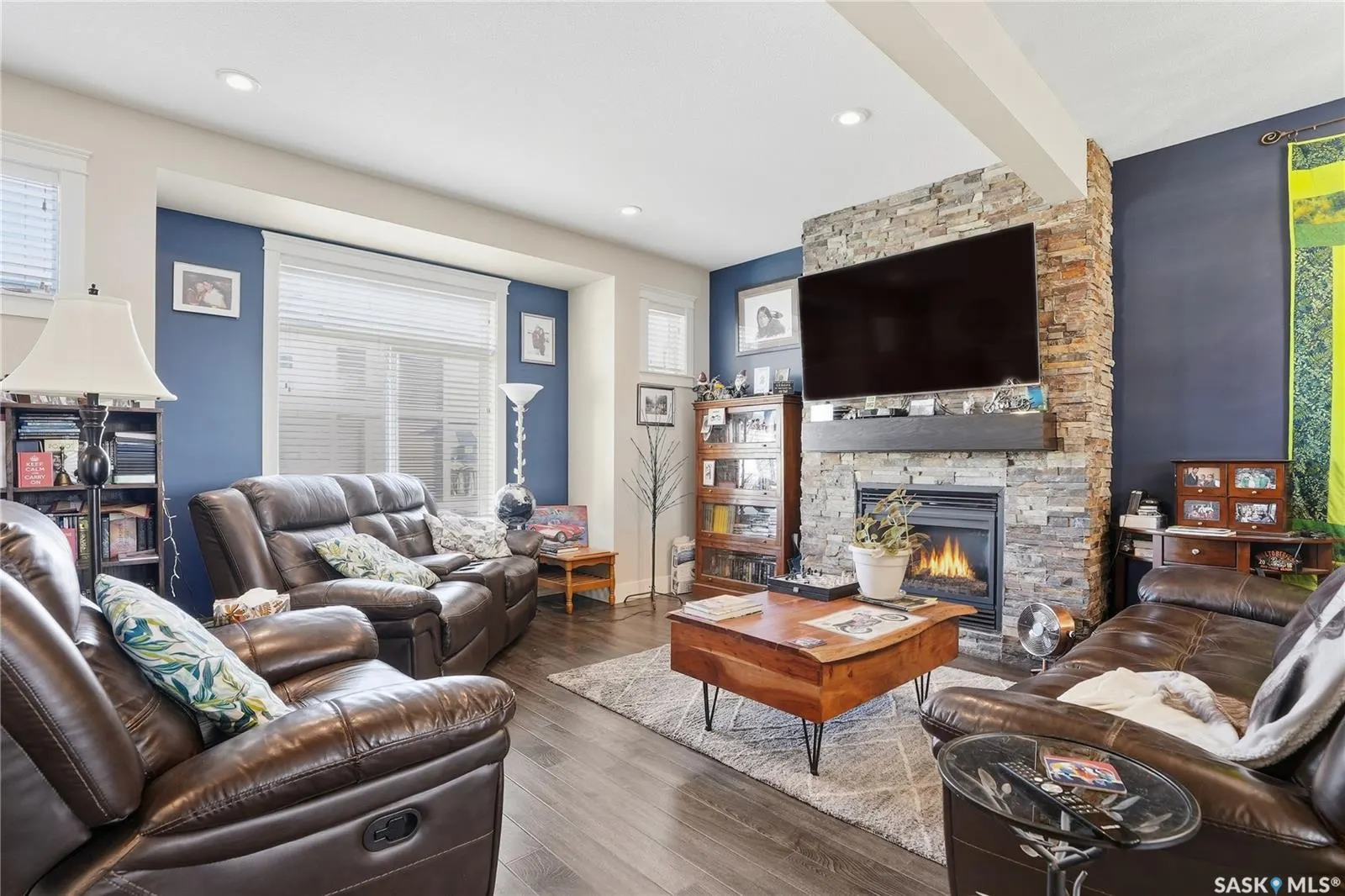 425 Langer PLACE, #12