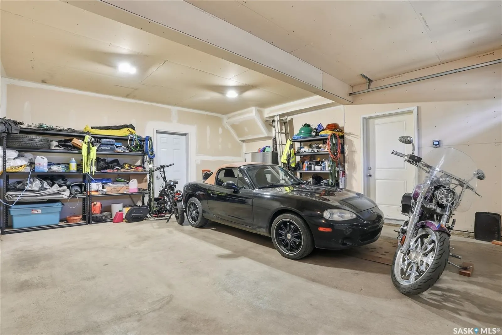 425 Langer PLACE, #12