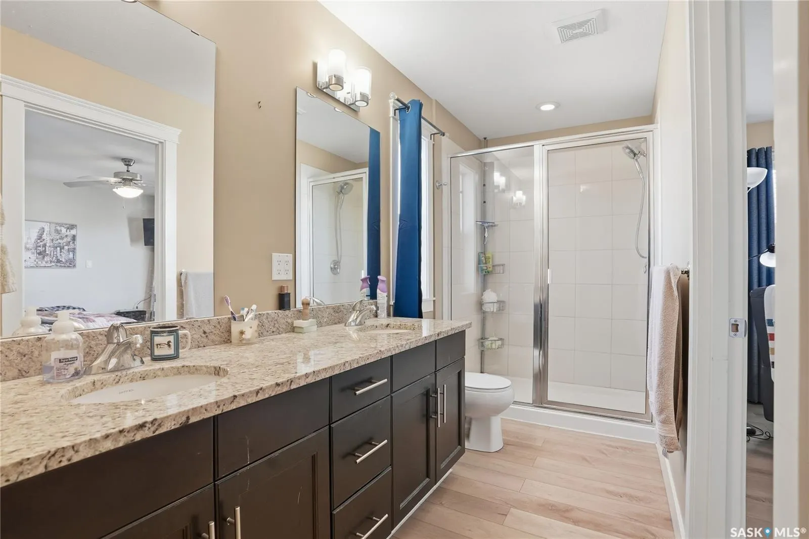 425 Langer PLACE, #12