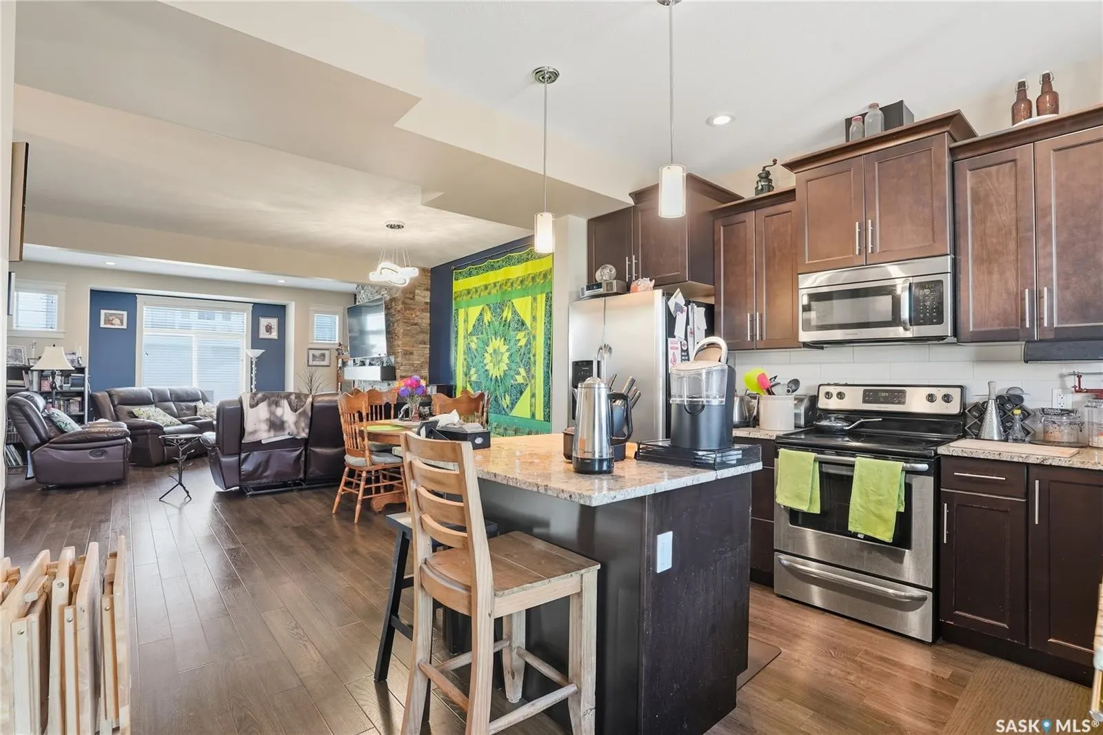 425 Langer PLACE, #12