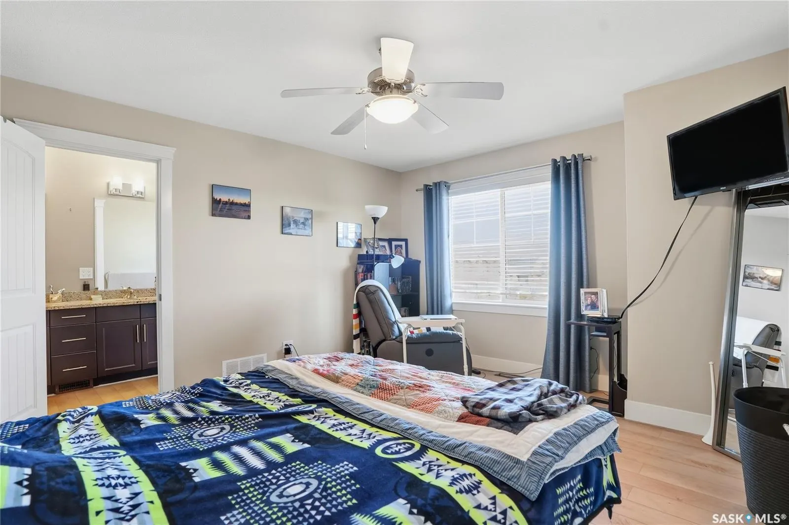 425 Langer PLACE, #12