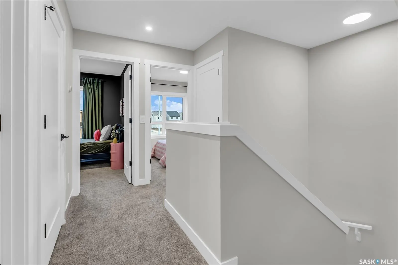 226 Leskiw LANE