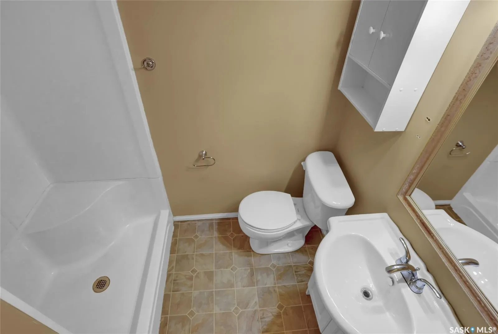110 3rd AVENUE W