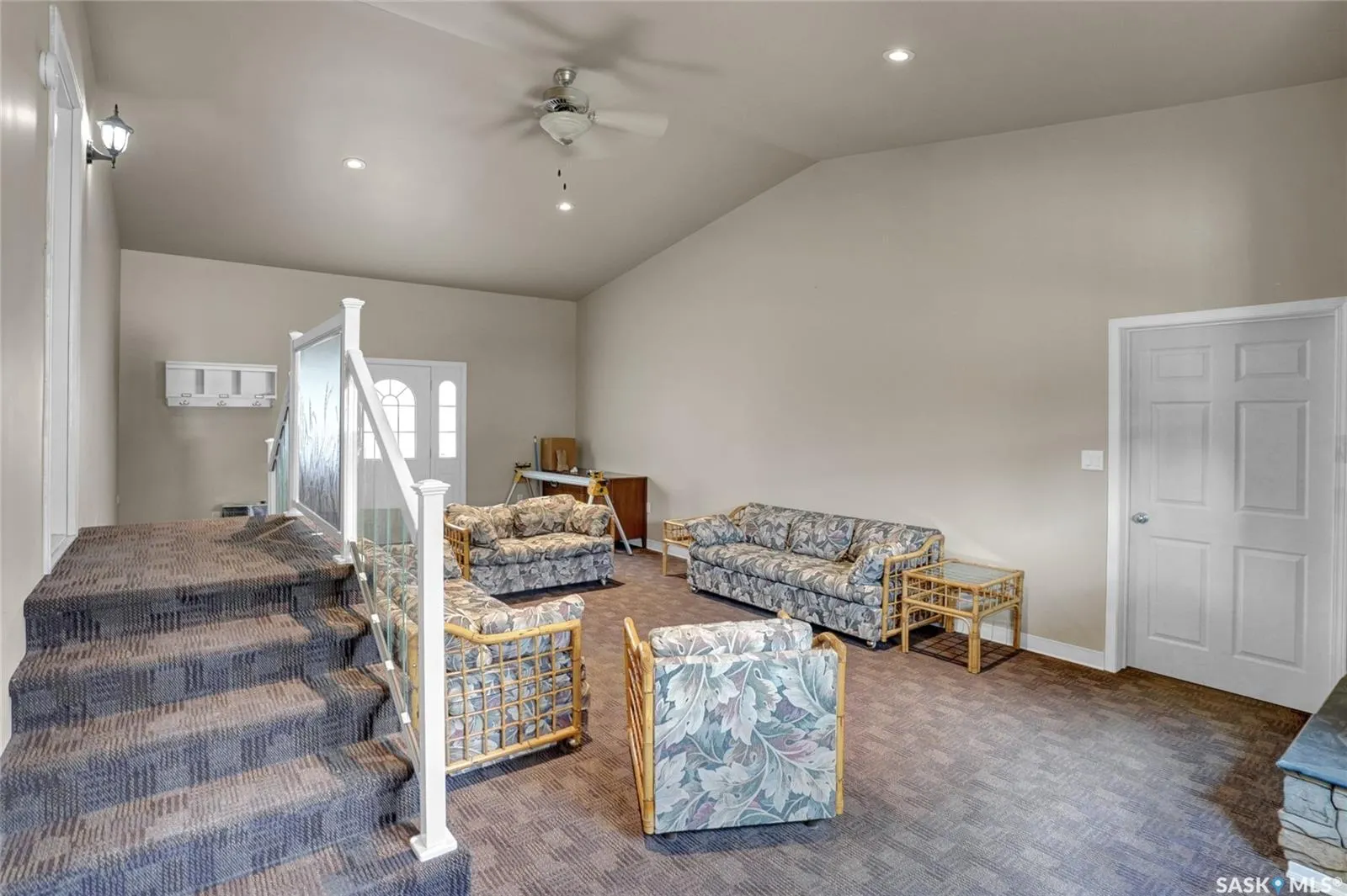 110 3rd AVENUE W