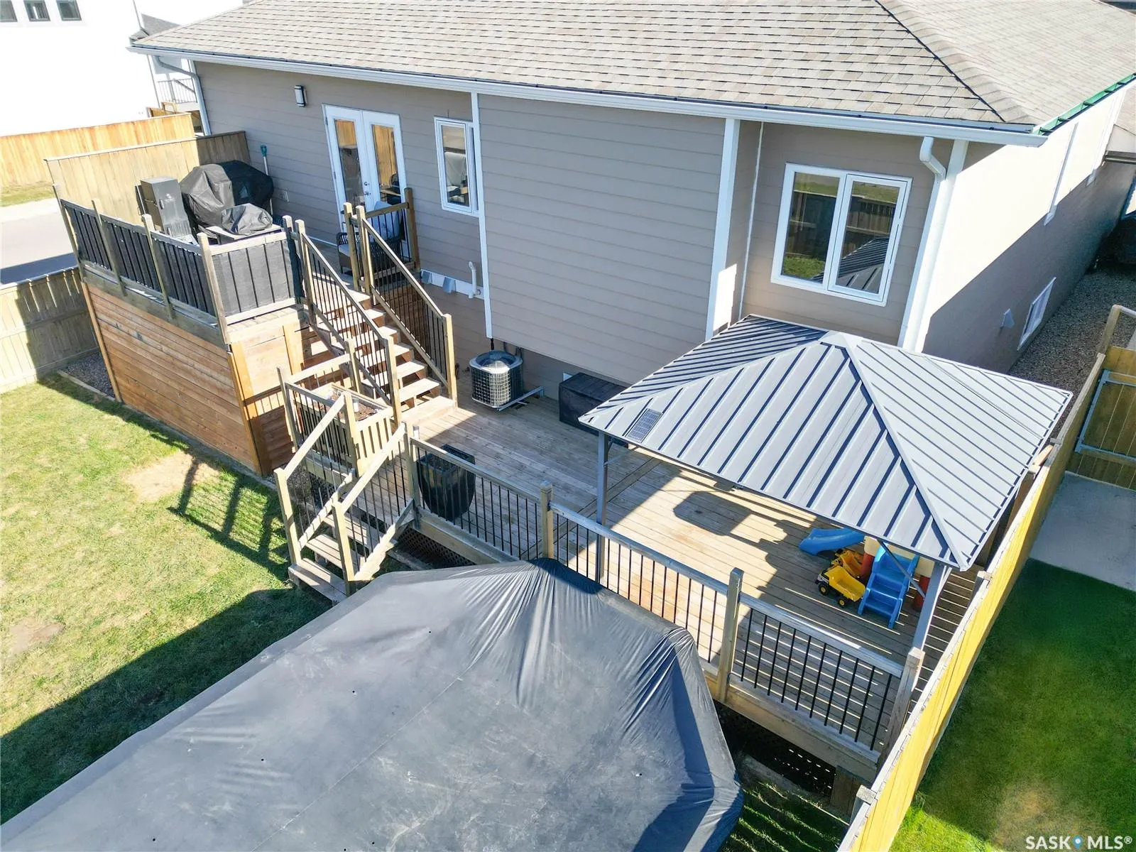 1 Borrowman PLACE