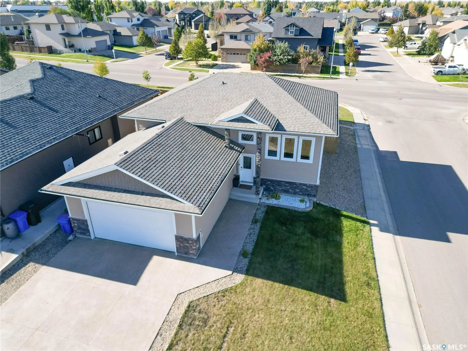 1 Borrowman PLACE