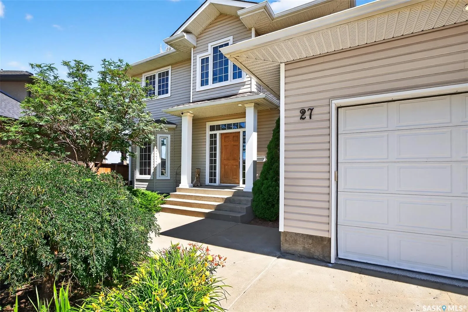 27 Indigo CRESCENT