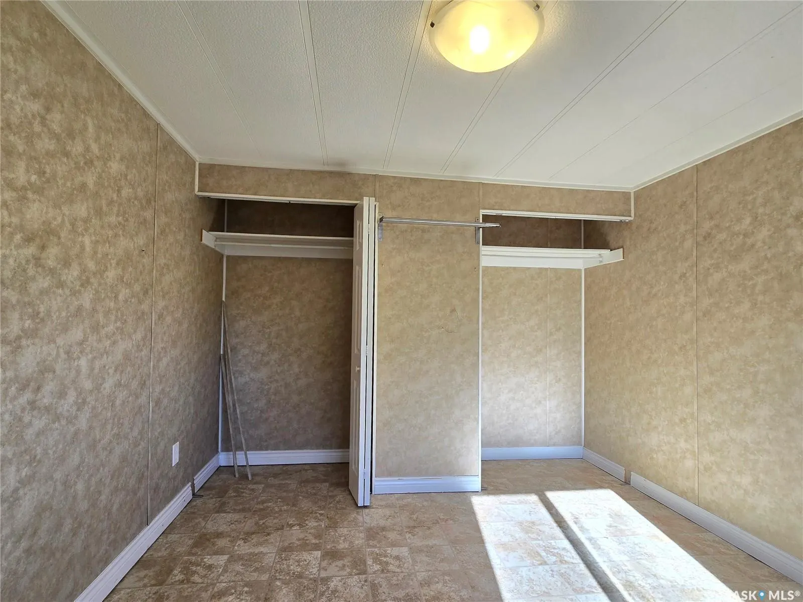 219 Grant STREET, #2