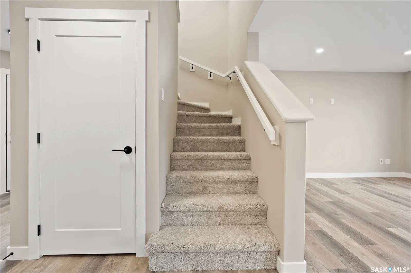 407 Kinloch CRESCENT