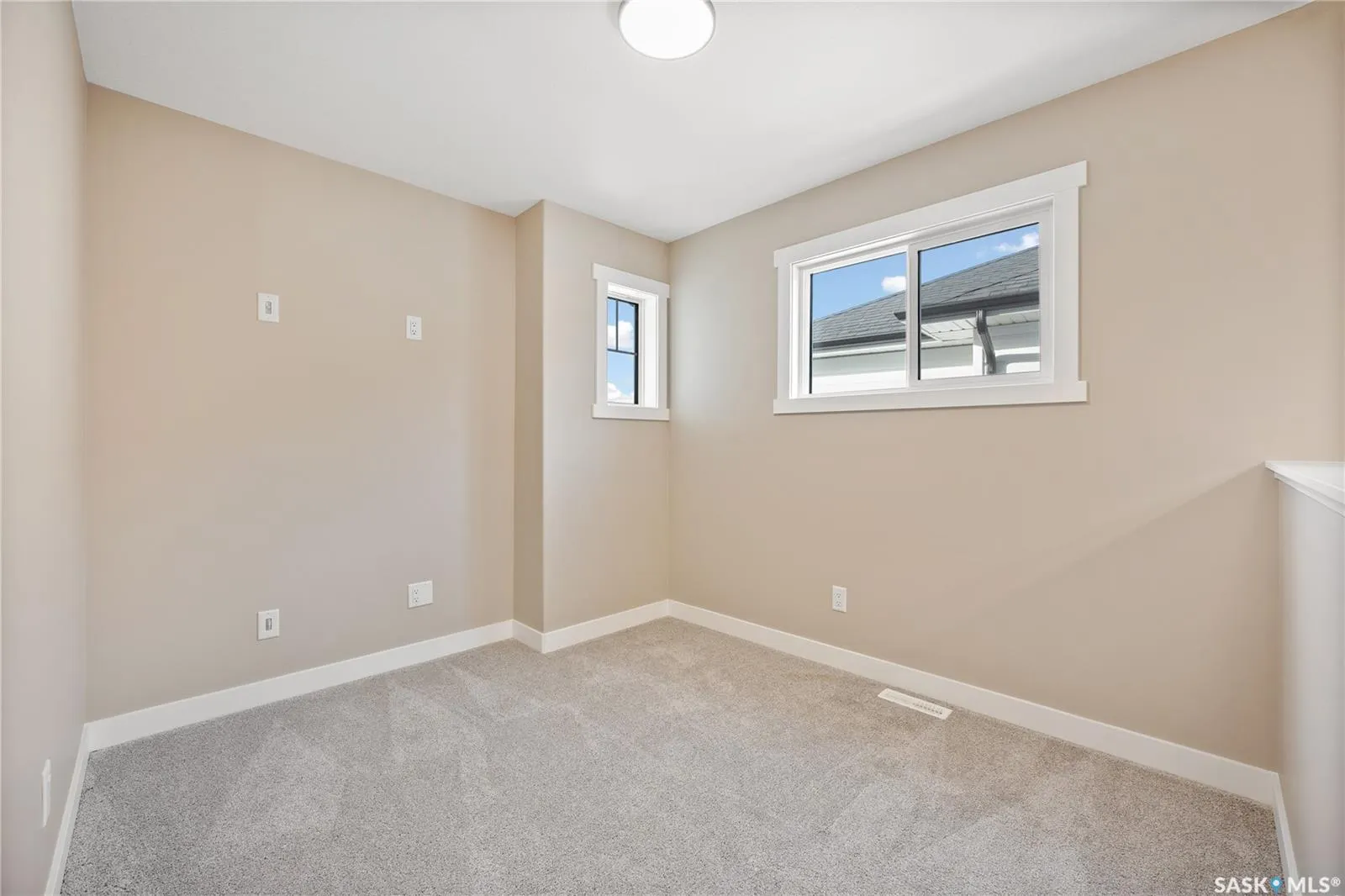 407 Kinloch CRESCENT
