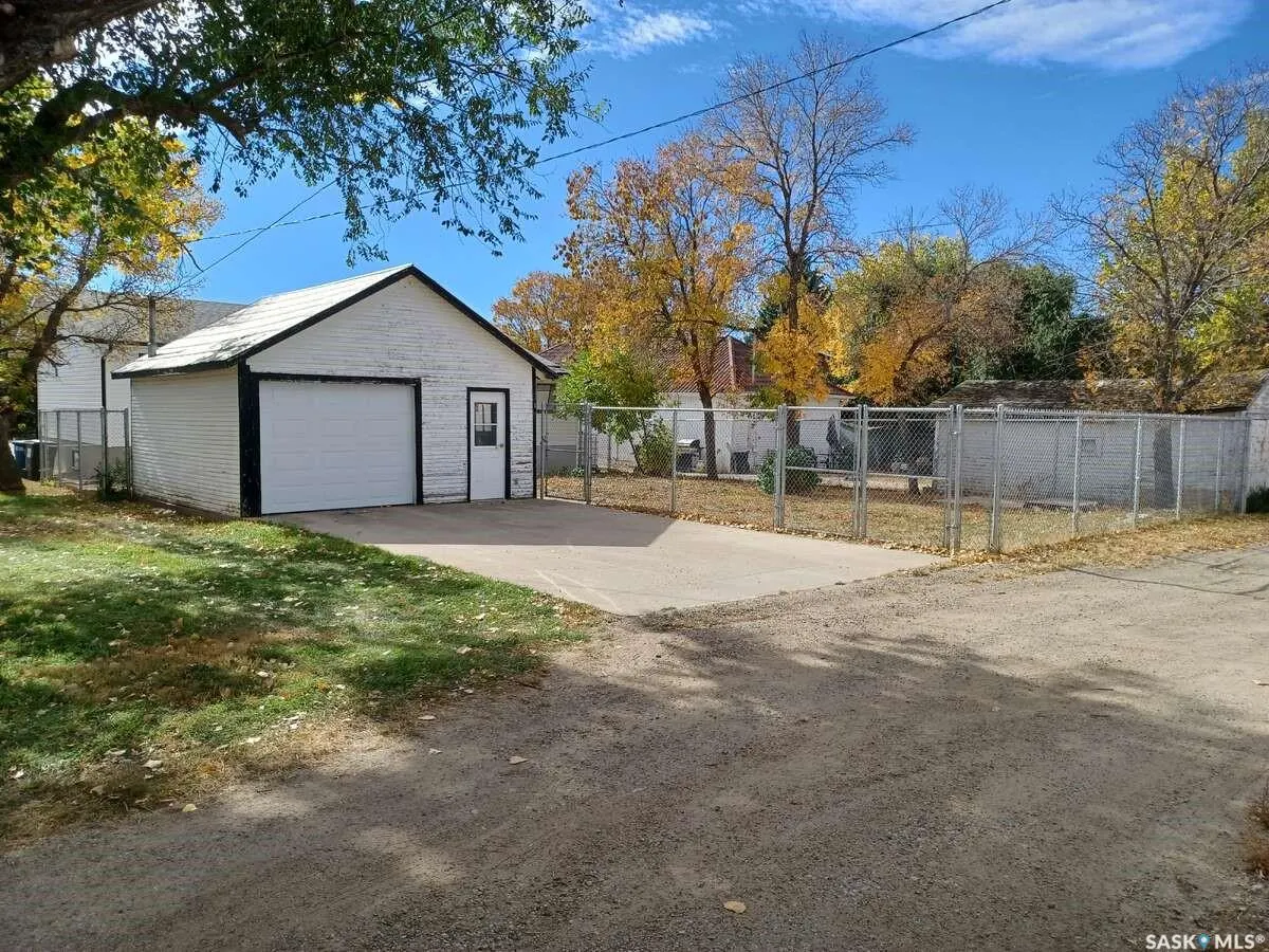 113 5th AVENUE