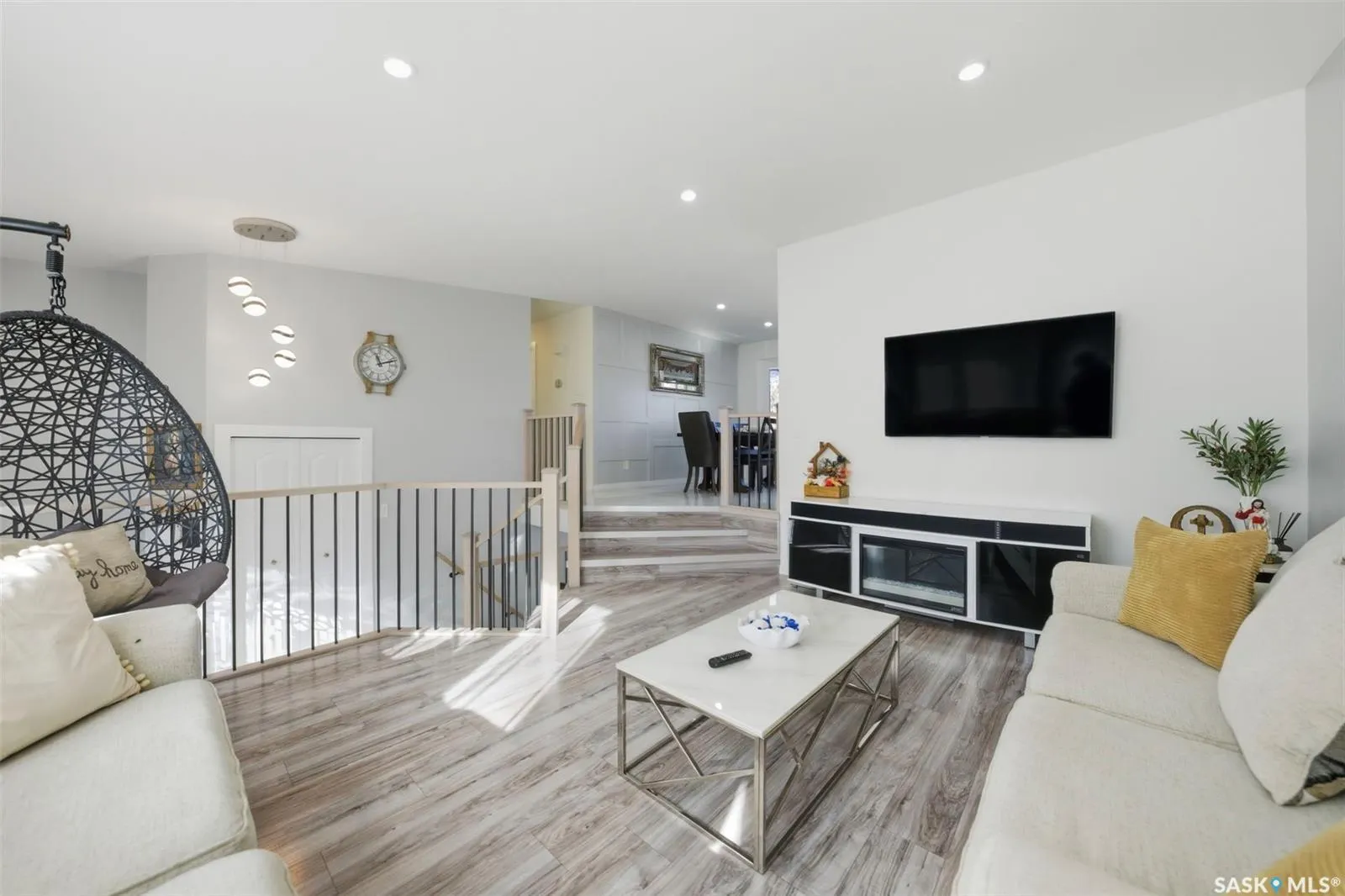 1010 Haslam CRESCENT