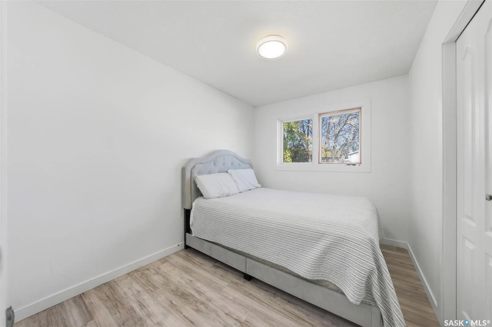 1010 Haslam CRESCENT